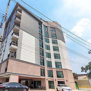 Bewish Residence Bangphlat
